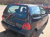 Second-hand Renault Twingo 58 CP (42 kW) 2001 Negru Hatchback