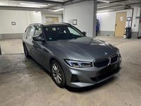 Gebraucht BMW 318 Shadowline 156 PS (114 kW) 2023 Grau Kombi