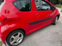 Gebraucht Toyota Aygo 68 PS (50 kW) 2007 Rot Kleinwagen