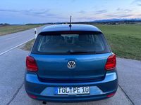 Gebraucht VW Polo Highline 90 PS (66 kW) 2015 Blau Limousine