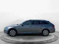 Gebraucht Skoda Superb Style 150 PS (110 kW) 2023 Graphitegrau metallic Kombi
