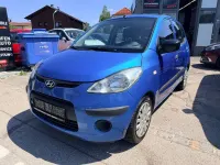 Gebraucht Hyundai i10 67 PS (49 kW) 2010 Blau Kleinwagen