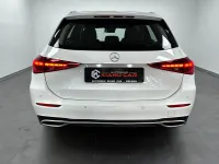 Gebraucht Mercedes 220 Avantgarde 200 PS (147 kW) 2022 Weiß Limousine