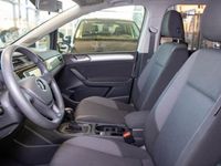 Gebraucht VW Touran Trendline 110 PS (80 kW) 2016 Silber Van / Kleinbus