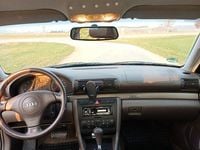 Gebraucht Audi A4 Sport 193 PS (141 kW) 1999 Gold Limousine