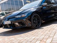 Gebraucht VW Golf VIII Black Edition 333 PS (244 kW) 2025 Schwarz Limousine