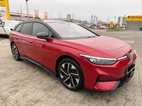 Gebraucht VW ID.7 Pro 210 kW (286 PS) 2025 Rot Kombi