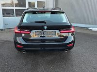 Gebraucht BMW 320 Advantage 190 PS (139 kW) 2020 Schwarz Kombi