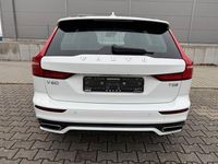 Gebraucht Volvo V60 R-Design 250 PS (183 kW) 2019 Weiß Kombi