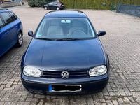 Gebraucht VW Golf IV 75 PS (55 kW) 2000 Blau Kleinwagen