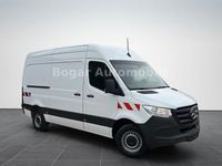 Gebraucht Mercedes Sprinter 163 PS (119 kW) 2019 Arktikweiss Van
