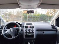 Gebraucht VW Touran Trendline 105 PS (77 kW) 2008 Schwarz Van / Kleinbus
