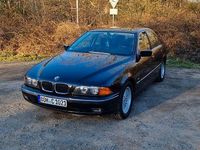 Gebraucht BMW 523 170 PS (125 kW) 2000 Schwarz Limousine
