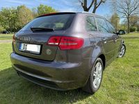Gebraucht Audi A3 Attraction 105 PS (77 kW) 2011 Grau Kleinwagen