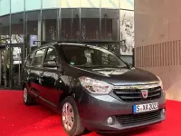 Gebraucht Dacia Lodgy 102 PS (75 kW) 2017 Grau Van / Kleinbus