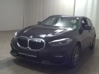 Gebraucht BMW 120 Advantage 190 PS (139 kW) 2022 Schwarz Kleinwagen