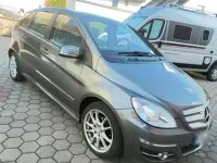 Gebraucht Mercedes B200 140 PS (102 kW) 2010 Grau Van / Kleinbus