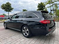 Gebraucht Mercedes E200 184 PS (135 kW) 2018 Obsidianschwarz Kombi
