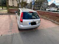 Gebraucht Ford Fiesta 75 PS (55 kW) 2005 Silber Kleinwagen