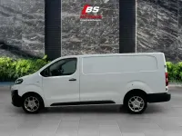 Käytetty Citroën Jumpy 144 HP (105 kW) 2022 Valkoinen Tila-auto