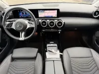 Gebraucht Mercedes CLA180 116 PS (85 kW) 2025 Schwarz Limousine