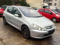Gebraucht Peugeot 307 109 PS (80 kW) 2005 Silber Limousine