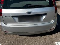 Usata Ford Fiesta 80 CV (58 kW) 2003 Grigio Utilitaria