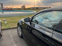 Gebraucht BMW 118 143 PS (105 kW) 2011 Schwarz Kleinwagen