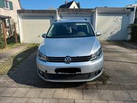 Gebraucht VW Touran 105 PS (77 kW) 2014 Silber Van / Kleinbus