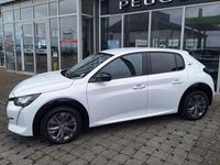 Gebraucht Peugeot e-208 Allure 100 kW (136 PS) 2023 Weiß Kleinwagen