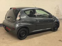 Gebraucht Citroën C1 SELECTION 68 PS (50 kW) 2014 Grau Kleinwagen