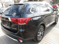 Gebraucht Mitsubishi Outlander Plus 150 PS (110 kW) 2017 Schwarz SUV