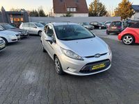 Gebraucht Ford Fiesta Ambiente 60 PS (44 kW) 2009 Silber Kleinwagen
