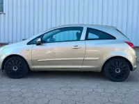 Gebraucht Opel Corsa Edition 80 PS (58 kW) 2007 Gelb Kleinwagen
