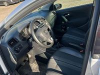 Second-hand VW Polo Black Edition 75 CP (55 kW) 2012 Argintiu Hatchback