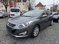 Gebraucht Hyundai i40 Comfort 135 PS (99 kW) 2012 Silber Kombi