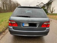 gebraucht Mercedes E280 CDI T AVANTGARDE AHK, Navi, Sportfahrwerk