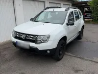 Second-hand Dacia Duster Lauréate 114 CP (83 kW) 2015 Alb SUV