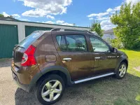 Gebraucht Dacia Sandero Stepway 84 PS (61 kW) 2012 Braun Limousine