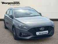 Gebraucht Hyundai i30 Select 120 PS (88 kW) 2020 Grau Kombi