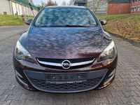 Gebraucht Opel Astra 140 PS (102 kW) 2013 Braun Limousine