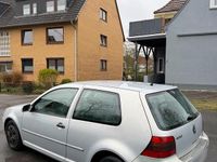 Gebraucht VW Golf IV 75 PS (55 kW) 2000 Silber Kleinwagen
