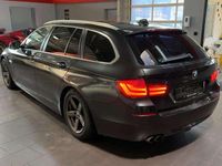 Gebraucht BMW 520 Sport Line 184 PS (135 kW) 2010 Sophistograu brillanteffekt Kombi