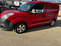 Gebraucht Opel Combo 89 PS (65 kW) 2013 Rot Van / Kleinbus