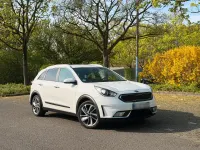 Gebraucht Kia Niro 141 PS (103 kW) 2017 Weiß SUV