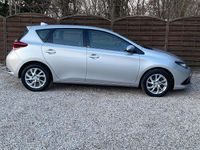 Gebraucht Toyota Auris Edition-S 116 PS (85 kW) 2016 Silber Limousine