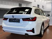 Gebraucht BMW 320 Advantage 190 PS (139 kW) 2021 Weiß Kombi
