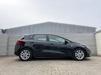 Używany Kia Ceed Edition 7 99 KM (72 kW) 2017 Czarny Hatchback