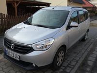 Gebraucht Dacia Lodgy Lauréate 83 PS (61 kW) 2013 Silber metallic Van / Kleinbus