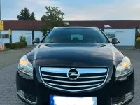Gebraucht Opel Insignia 131 PS (96 kW) 2011 Schwarz Kombi